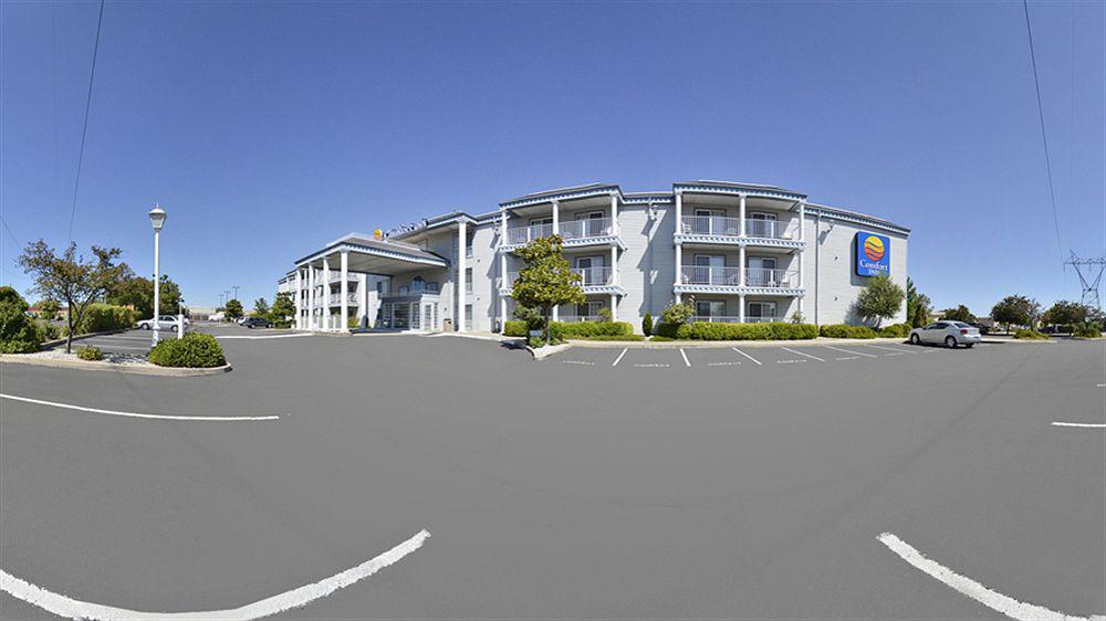 Comfort Inn Redding Near I-5 Kültér fotó